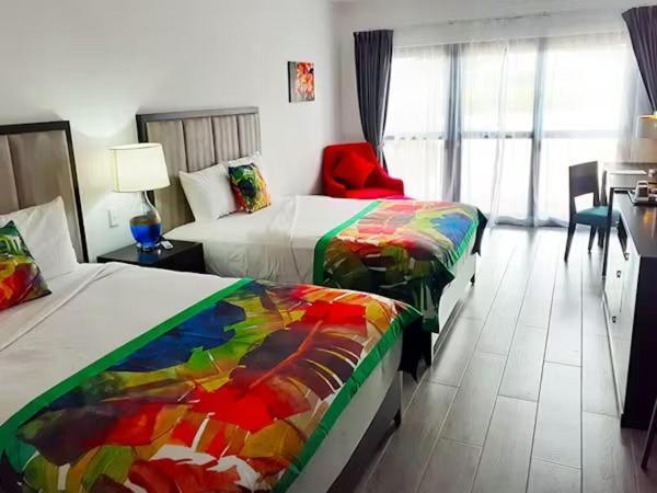 Survivor Samoa Beach Resort Falelatai 外观 照片