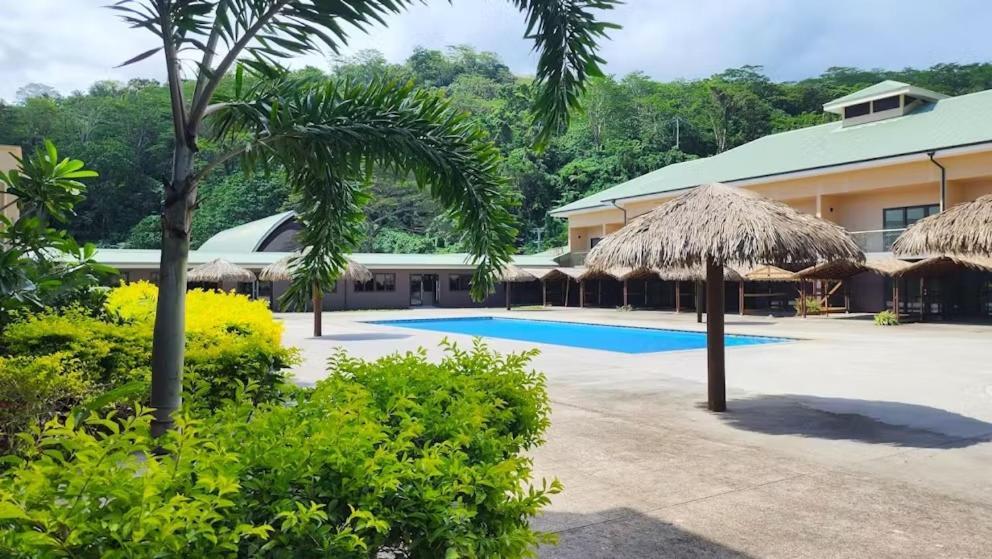 Survivor Samoa Beach Resort Falelatai 外观 照片